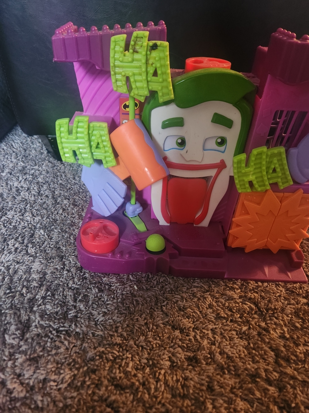 Purple and Green Joker Laugh Playset Kids Toy - Picture 3 of 5
